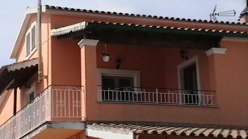 Apartamento Skampous Family