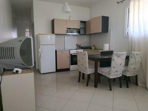 Apartamento Shinny Corner - Porto Rafti