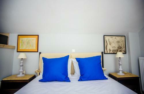 Xenia Ionis Luxury Apartments