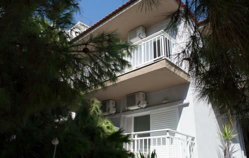 Hostal Kyano Studios-sotiria Studios