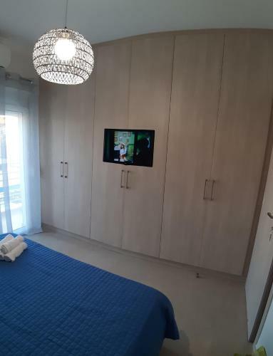 Central Apartment Near The Beach With Huge Private Terrace
