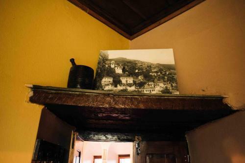 Makrinitsa Historical-traditional Renovated House