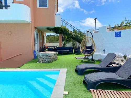 Apartamento Aliki's Studio With Shared Infinity Pool!