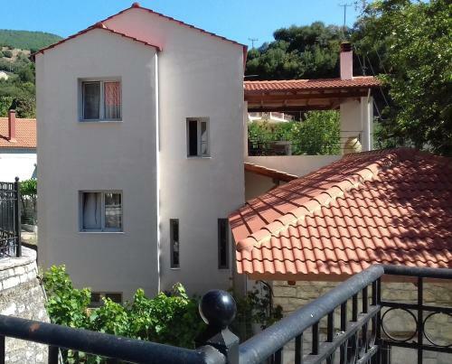 Apartamento Manesi Stone Built Studio