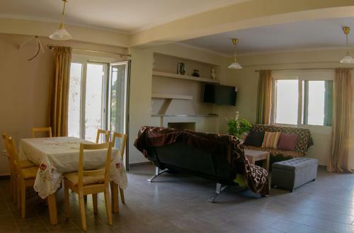 Tsoutsis Apartments