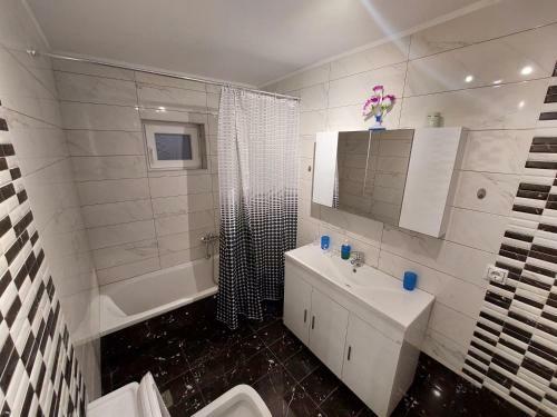 Litsa Galaxy Apartment