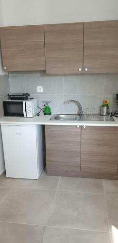 Hostal Avr Airport Deluxe Suites 6