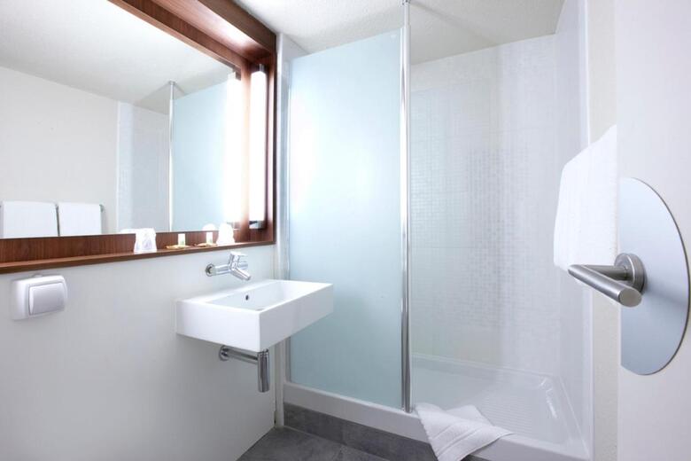 Hotel Campanile Orl�ans Ouest ~ La Chapelle-st-mesmin