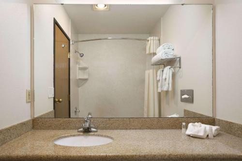 Hotel Baymont Inn And Suites Seattle/kirkland