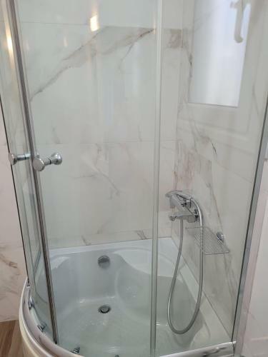 Apartamento Lydia's Inn 2 35m From The Sea