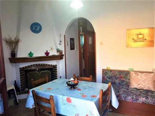 Lionas Seaside Retreat