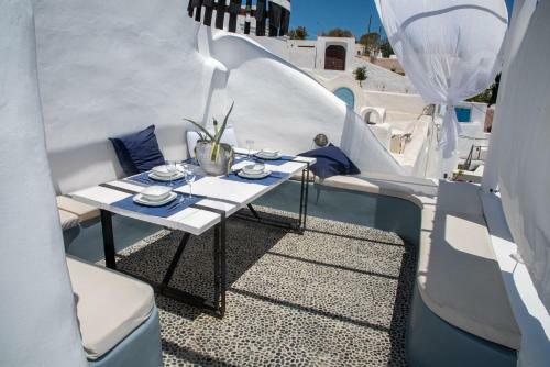 Villa Orpheus Santorini