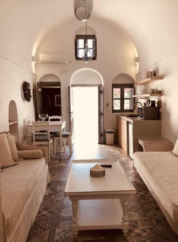 Luxury Villa First Santorini