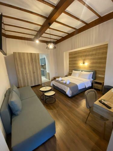 11 Luxury Apartments Metsovo.