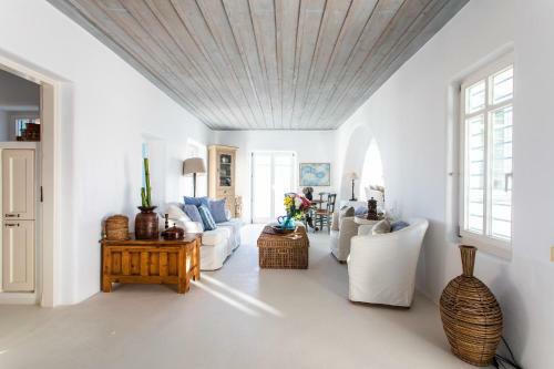 Villa Esperance By Rocks Estates