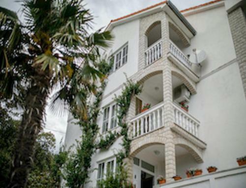 Hostal Apartments & Rooms Green Bay