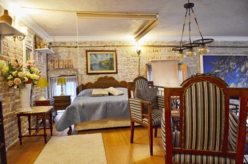 Hostal Marti Hotel
