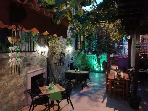 Hostal Marti Hotel
