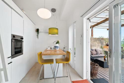 Private House & Bungalow By The Sea
