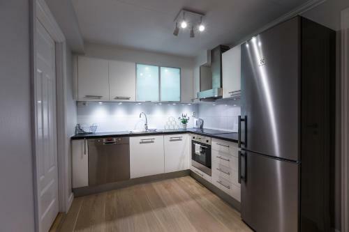 Enter Viking Apartments