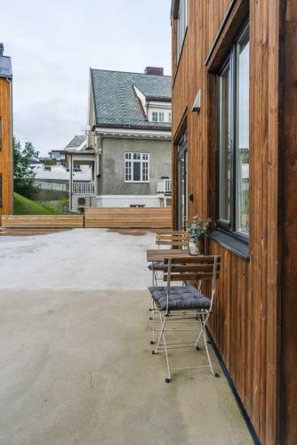 Modern Villas In Plush Town