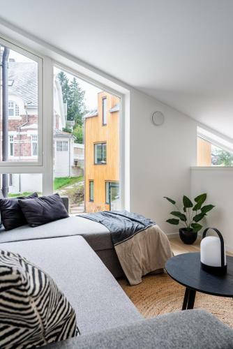 Modern Villas In Plush Town
