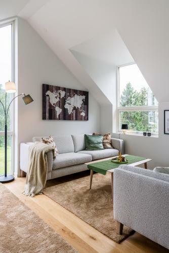 Modern Villas In Plush Town