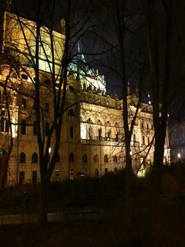 Apartment Bonerowska Lower Ground Floor