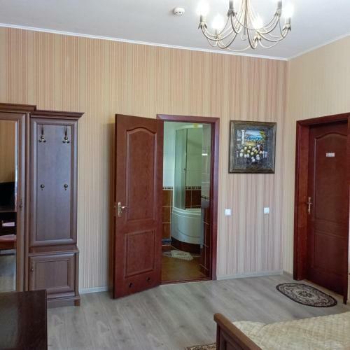 Hotel ? ????