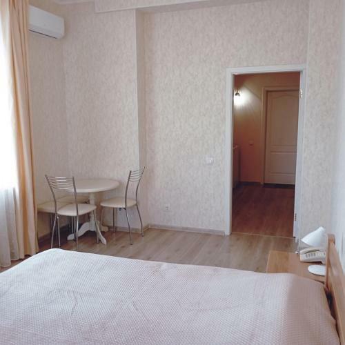 Hotel ? ????