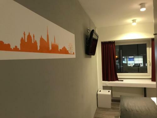 Hb1 Hotel