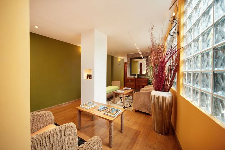 Hotel Le Palmiste Resort & Spa