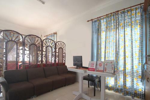 Hotel Oyo 2593 Mawar Homestay