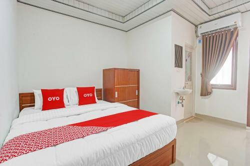 Hotel Oyo 90772 Iterakost