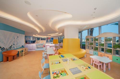 Long Cheer Zanyee Hotel