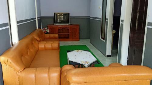 Holiday Home Anggun Bromo