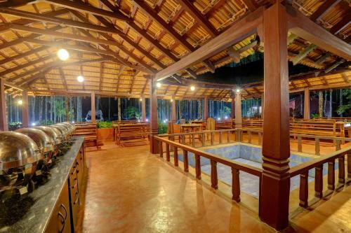 Hotel Ezzenza Areca Resort