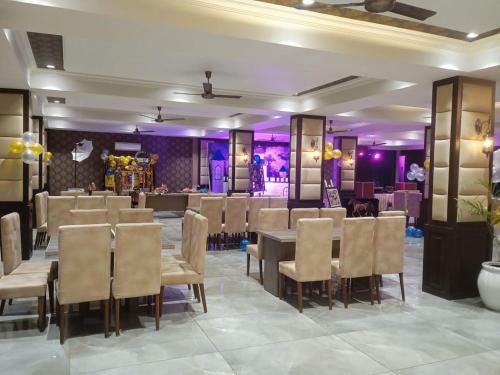 Hotel The Kunal's