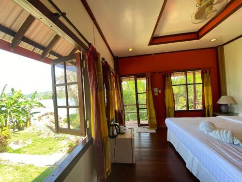 Hostal Kinnaree Resort Koh Kood
