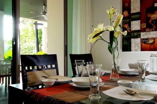 Apartamento Kata Gardens 2 Bedroom Near Beach