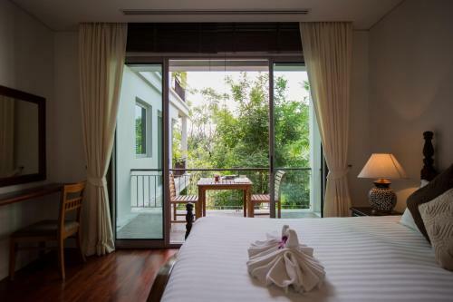 Kata Gardens Beach Apartment