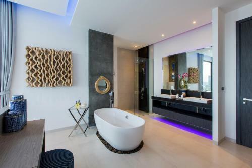 Villa Momo, Kata Phuket