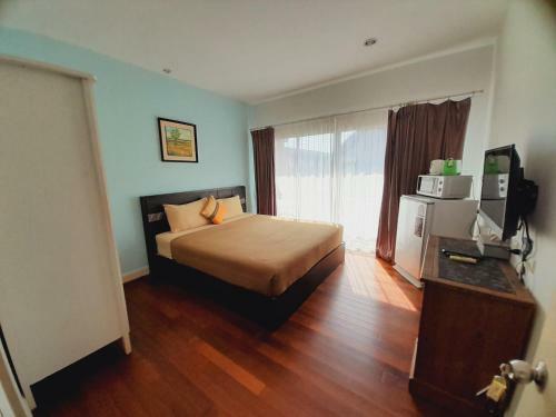 Hostal Wonderful Pool House Kata Beach