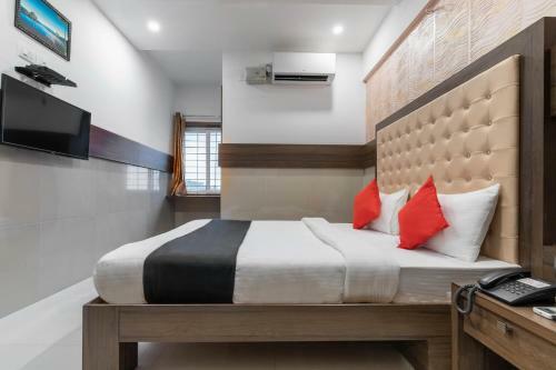 Collection O 26230 Hotel Nirvikalpa