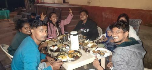 Hotel G.m Food- Park View Resort Matheran