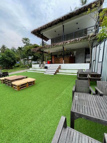 Bird?s Nest Hostel