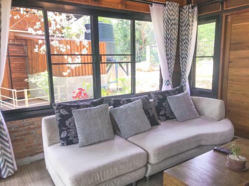 Bed & Breakfast Goodvibes Cabins