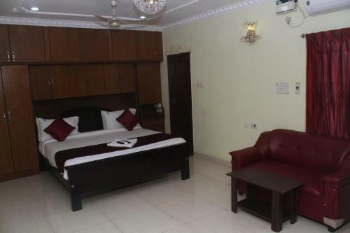 Skyry Hotels T Nagar