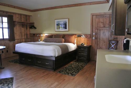 Hotel The Green Bridge Inn