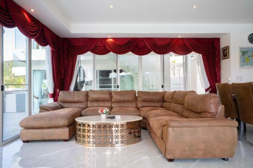 Luxury Villa 8 Bedroom In Patong Beach Villa Infinity